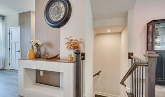 220 Anchor Way 3820, Aberdeen, NJ 07721