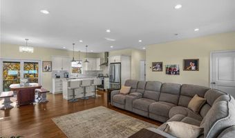 46 Lilyana Way, Cranston, RI 02920