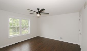 1321 Ivy Ln, Algonquin, IL 60102
