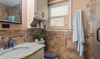 1122 Greystone Ave, Bartlesville, OK 74006