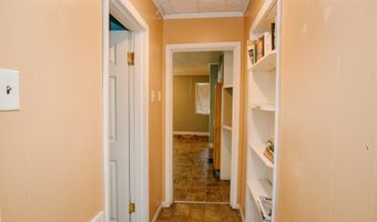 424 W South St, Benton, AR 72015