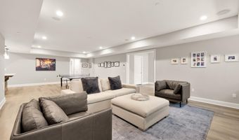 6617 LYBROOK Ct, Bethesda, MD 20817