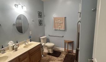 504 Kelly Cir, Altamont, NY 12009