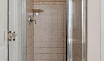 42563 HIGHGATE Ter, Brambleton, VA 20148
