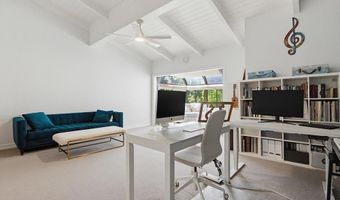 2842 Luciernaga St, Carlsbad, CA 92009