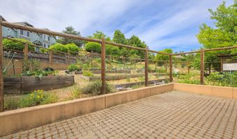 575 Scenic Dr, Ashland, OR 97520