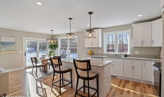 21 Edgewater Dr, Brentwood, NH 03833