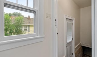28 Tremont St, Albany, NY 12205