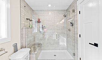 8 Big River Rd, Coventry, RI 02816