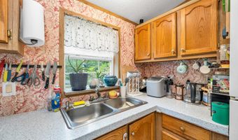 49 Leavitt Rd, Belmont, NH 03220