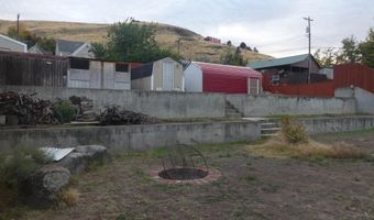 810 2nd St, Asotin, WA 99402