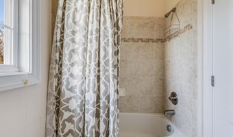 24531 FISHERMANS POND Ct, Aldie, VA 20105