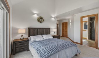 22000 SE Upper Matthews Creek Ln, Amity, OR 97101