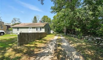 1907 Kingstown Rd, South Kingstown, RI 02879