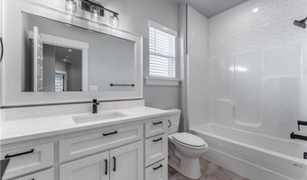 3601 SW Aurora Ln, Bentonville, AR 72713
