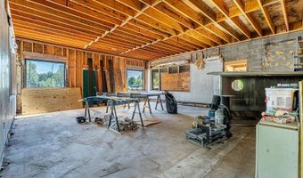 8261 Lake Shore Rd, Angola, NY 14006