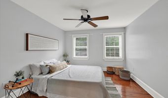 131 W BARRE St W, Baltimore, MD 21201