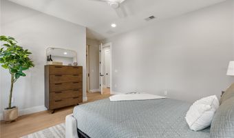 902 SHADY LANE Dr, Orlando, FL 32804