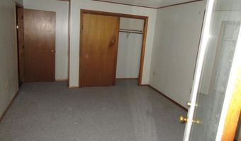 56 Danyow Dr, Addison, VT 05491