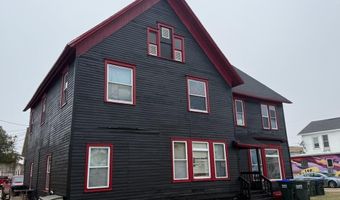 409 3rd St, Algoma, WI 54201