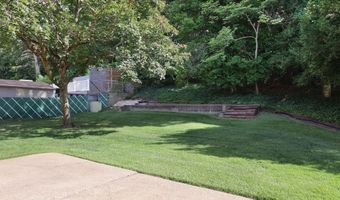 30 Oxford Ln, Aberdeen, NJ 07747