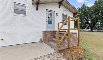 2223 Garfield Ave, Baxter Springs, KS 66713
