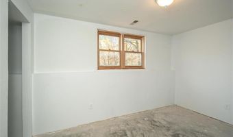 1140 N 100th Rd, Baldwin City, KS 66006