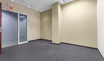174 Clarkson Rd, Ballwin, MO 63011