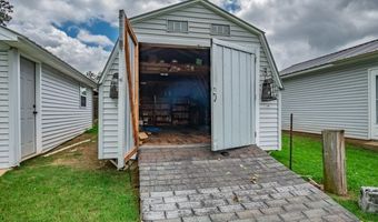 153 Hemlock Rd, Batesville, MS 38606
