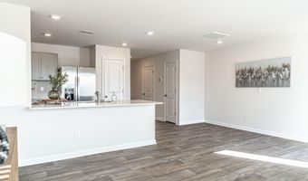 205 Maddox Dr, Aberdeen, NC 28315