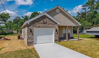 111 College St, Batesville, MS 38606