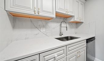 2124 Pauline Blvd 307, Ann Arbor, MI 48103