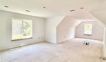 34 Smart Ln, Bella Vista, AR 72715