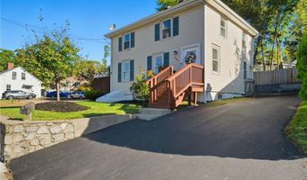 207 Mendon Rd, Cumberland, RI 02864