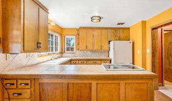 1027 Cedar Ave, Albert Lea, MN 56007