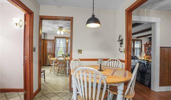64 Dyer Ave, East Providence, RI 02915
