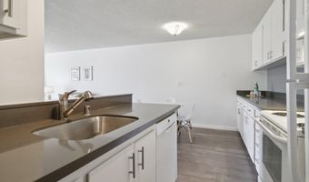 950 Shorepoint Ct 307, Alameda, CA 94501