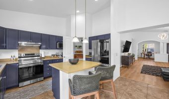 70 Hoku Puhipaka St, Kahului, HI 96732