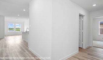 517 Robin St, Angleton, TX 77515