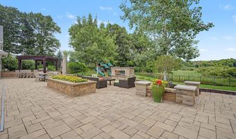 15471 Dogwood St NW, Andover, MN 55304