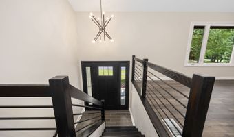 9704 Captains Dr, Algonquin, IL 60102