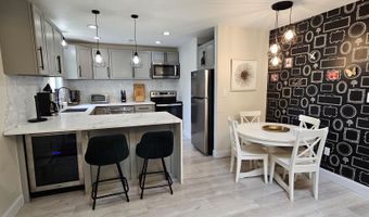 145 Penn Forest Trl, Albrightsville, PA 18210