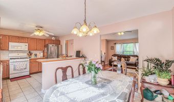 921 Navajo Ave, Absecon, NJ 08201