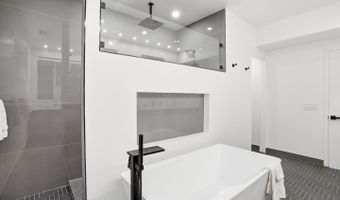 7502 NEVIS Rd, Bethesda, MD 20817