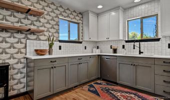 2209 W Sunset Ave, Boise, ID 83702