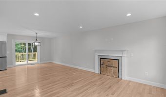 62 Orchard Ave, Johnston, RI 02919