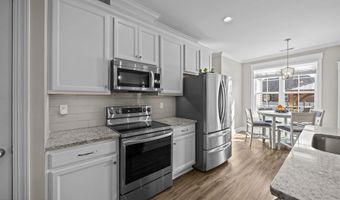566 Hines Dr, Ayden, NC 28513
