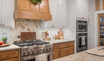 109 County Road 2696, Alvord, TX 76225