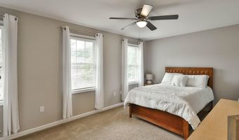 5543 REID Ln, Allentown, PA 18104