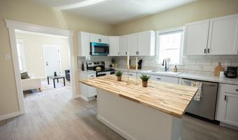 1217 W 3rd St, Anderson, IN 47304